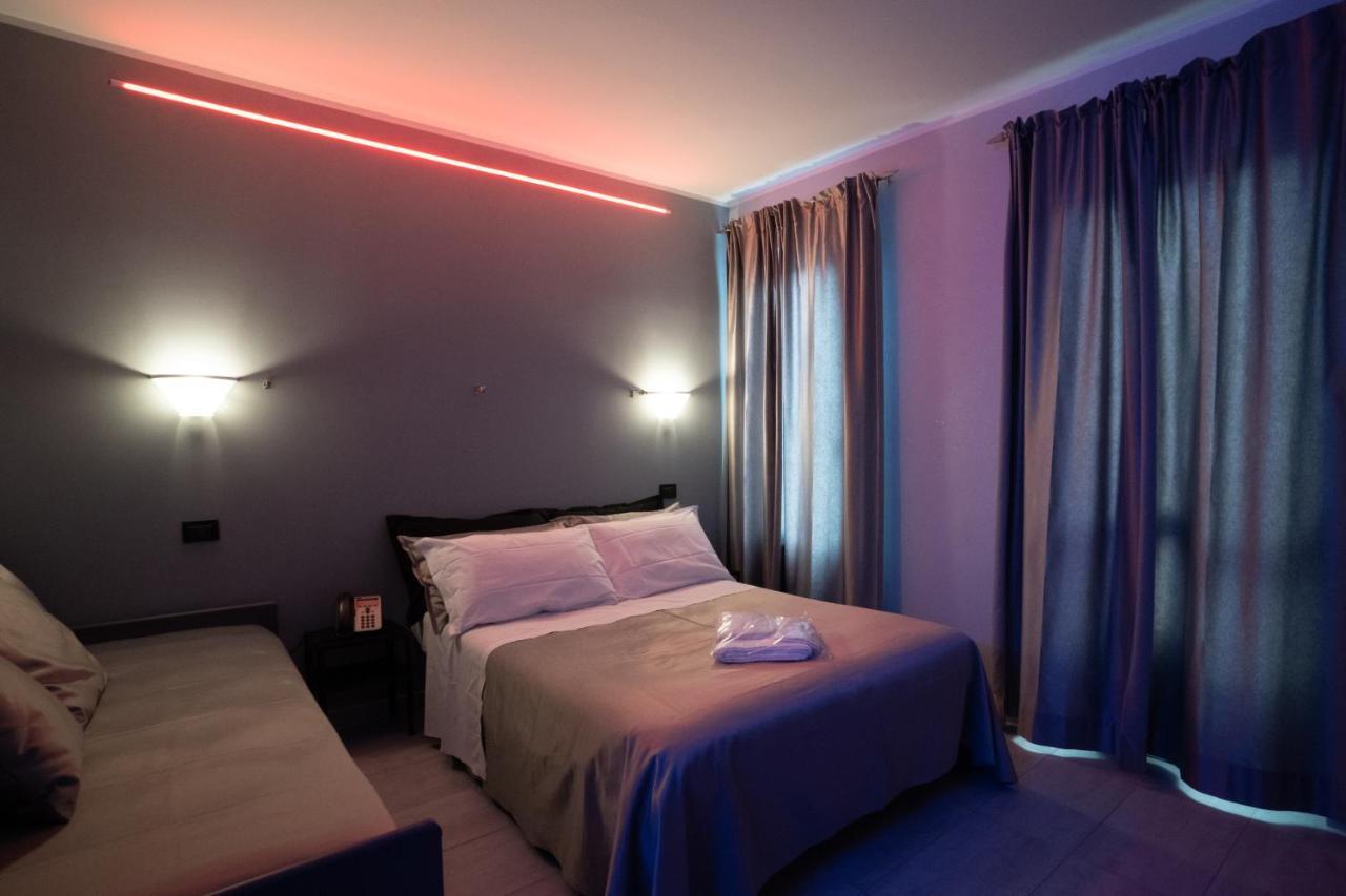 J Hotel Orbassano Esterno foto