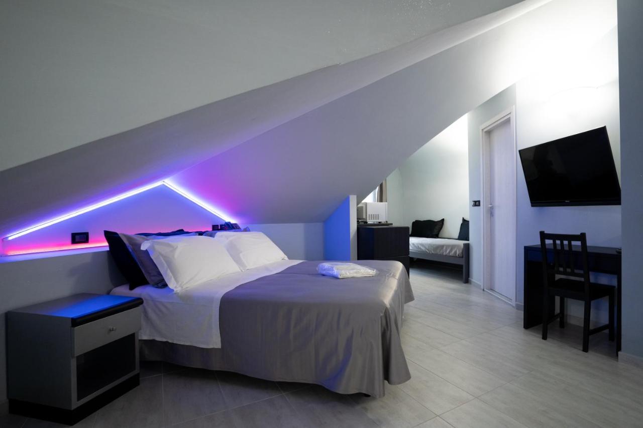 J Hotel Orbassano Esterno foto