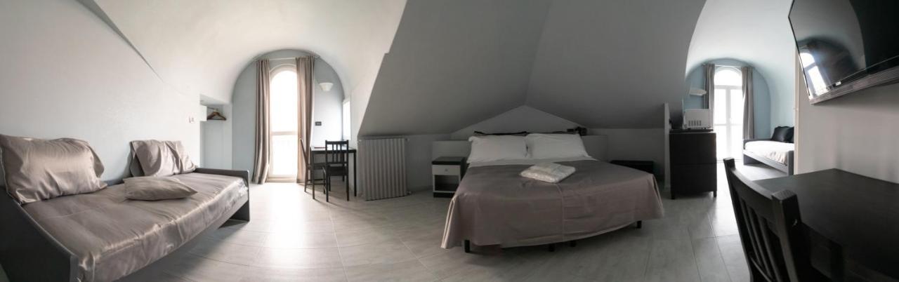 J Hotel Orbassano Esterno foto