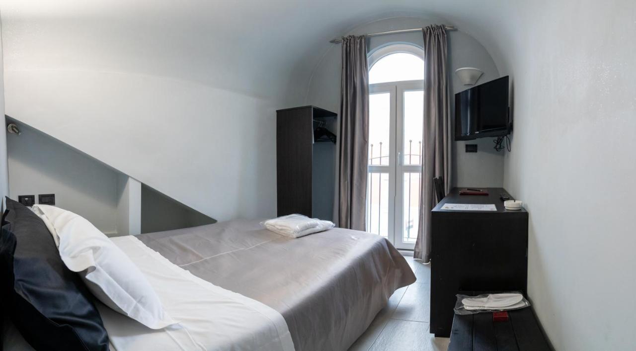 J Hotel Orbassano Esterno foto